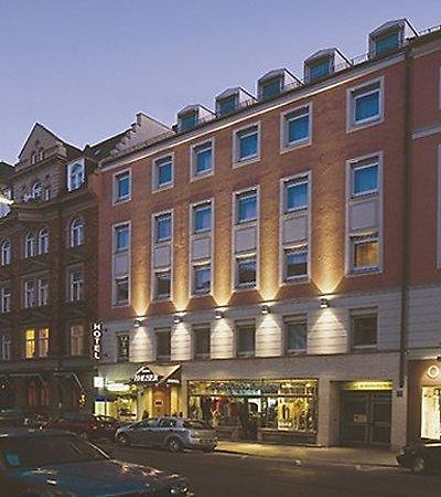 Hotel Hauser An Der Universitaet Мюнхен Екстер'єр фото